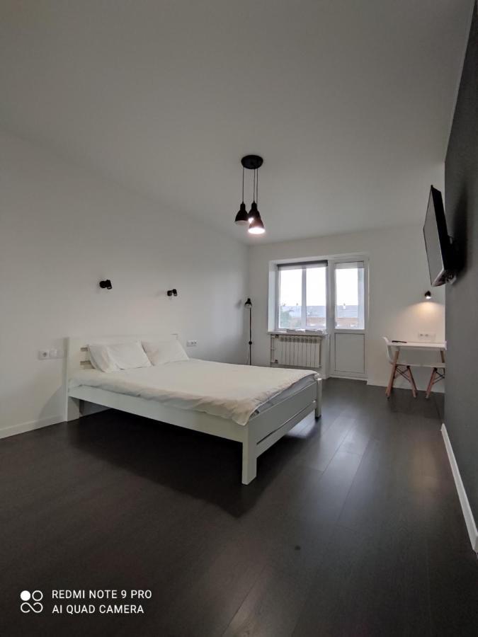 White Apartment Poltava Kültér fotó